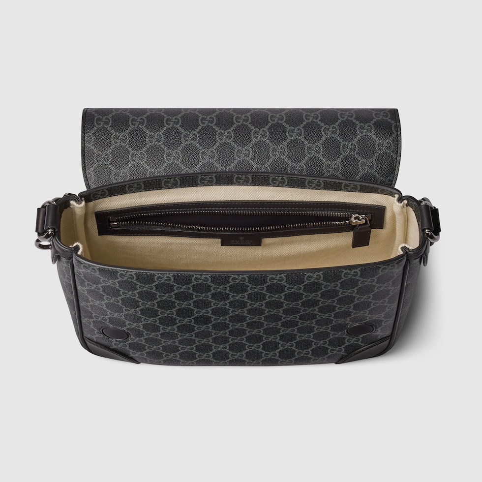 Gucci: Gucci Introduces The New Campaign Dedicated To The GG