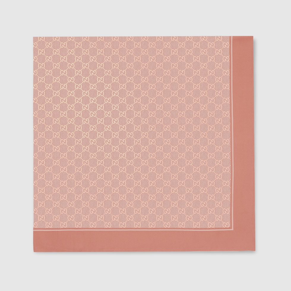 【GUCCI】PRINTED SILK CARRE●8122513G0019865 Printed silk carré in Neutral Silk | GUCCI® SI