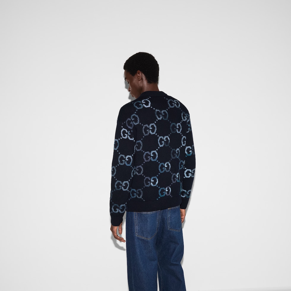 GUCCIカーディガン Reversible GG wool jacquard cardigan in blue and ivory