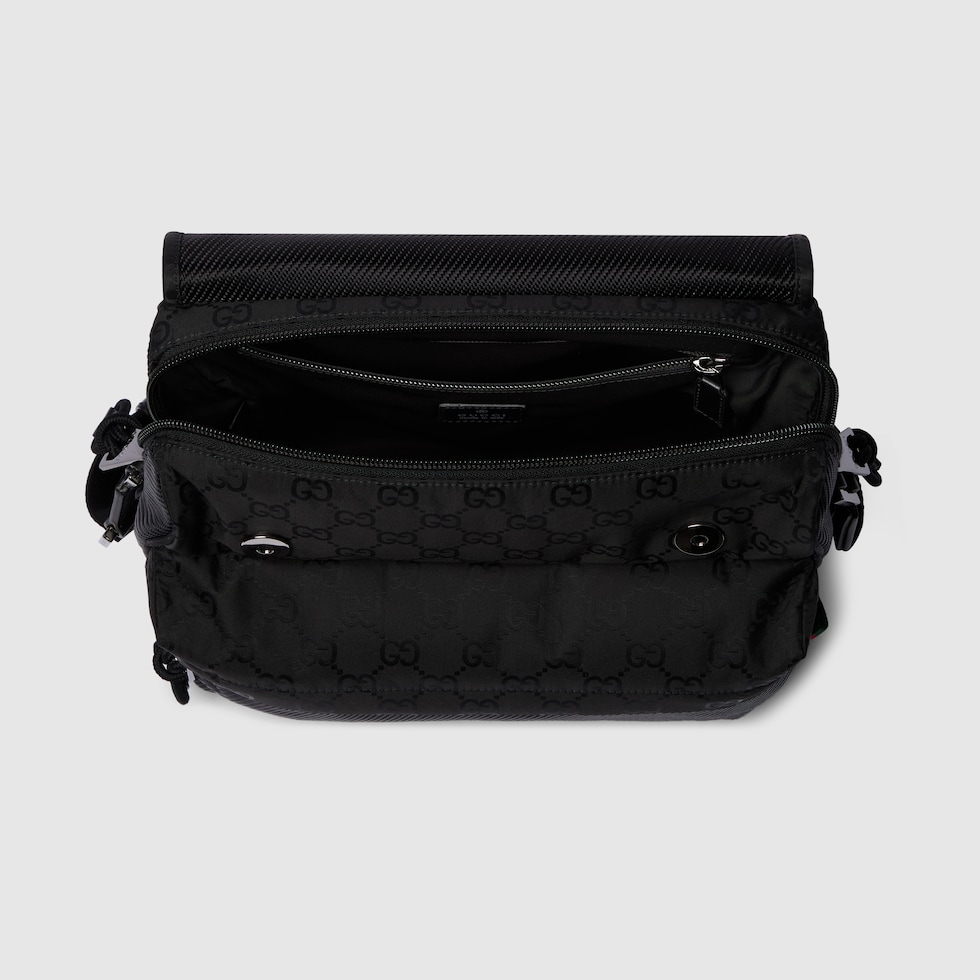 GGナイロン ミディアム クロスボディバッグ ・ブラック GG