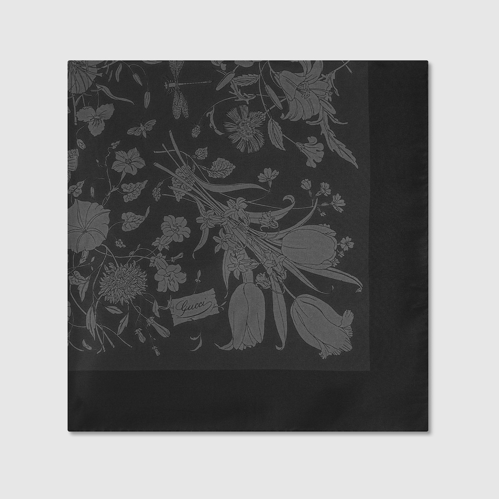 GUCCI グラフィティ スカーフ 累積売上第1位【GUCCI☆グッチ】シルクネックボウ (GUCCI