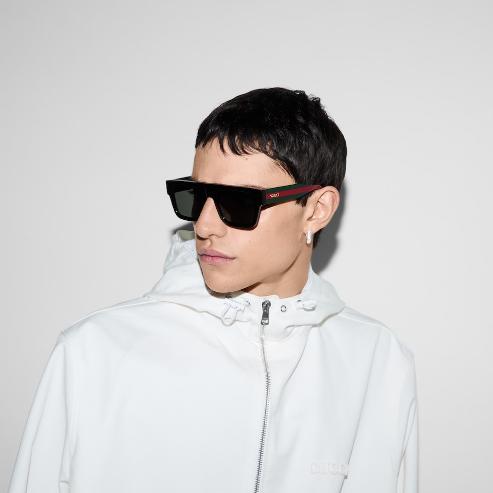 Occhiali da sole quadrati in nera | GUCCI® IT