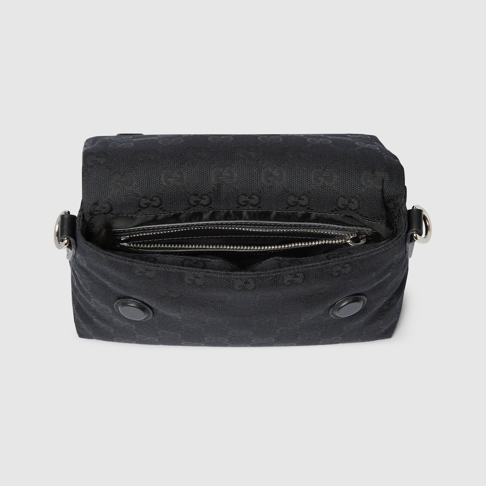 GUIZIO クルーネック ブラック GG Emblem medium crossbody bag in black fabric | GUCCI® US