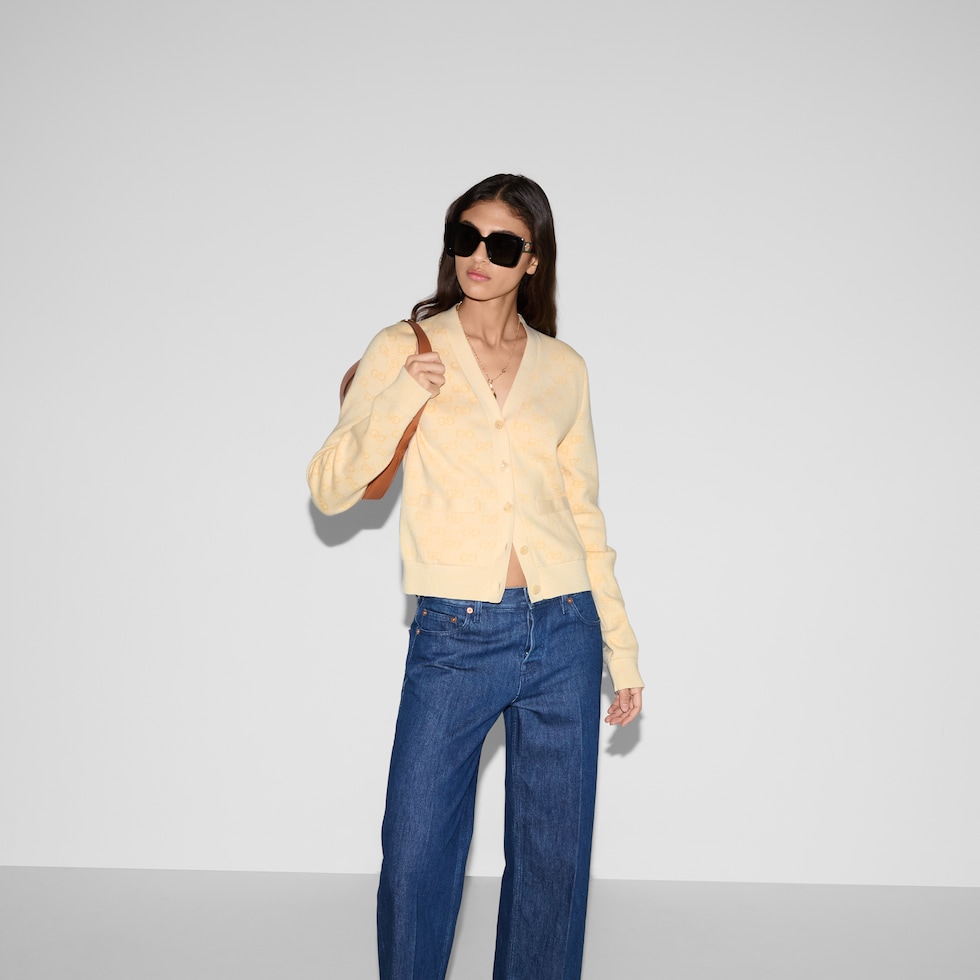 Fine cotton GG jacquard cardigan in pastel yellow and white Fine cotton GG jacquard cardigan in pastel yellow and white