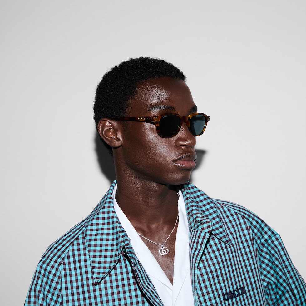 Round frame sunglasses in light brown | GUCCI® US