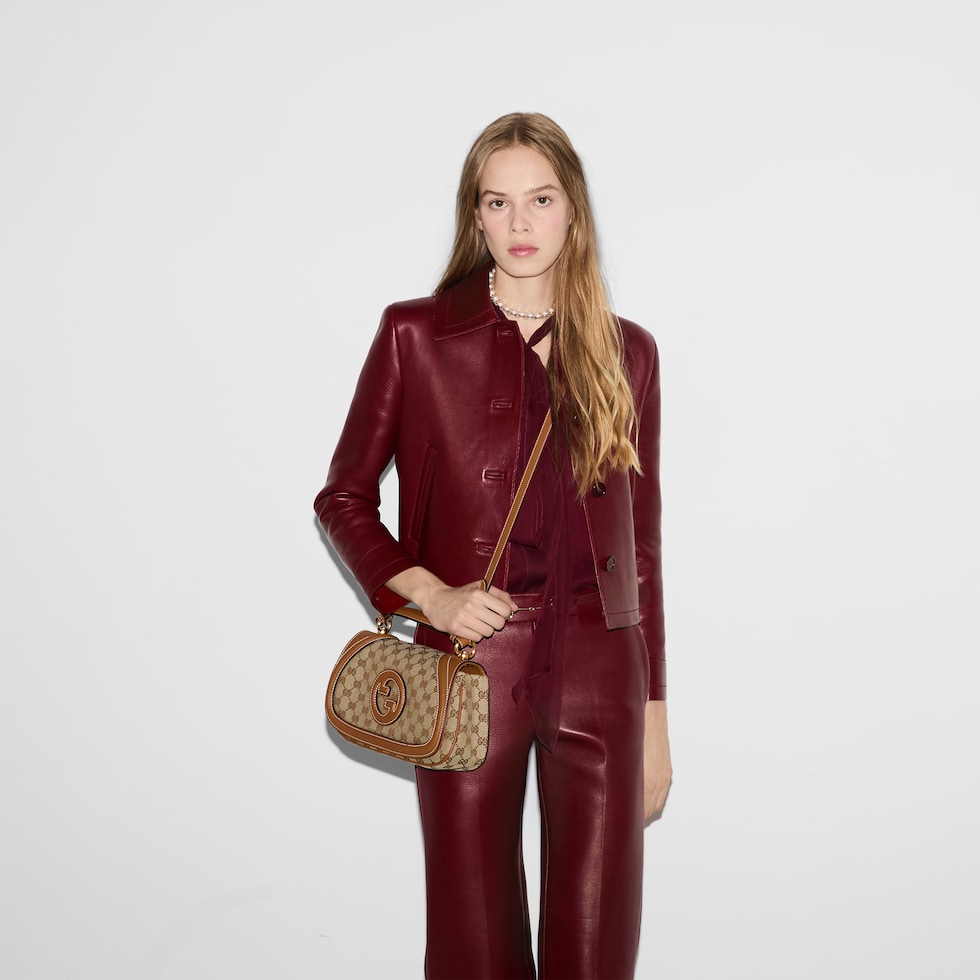 Gucci Blondie medium top handle bag in beige and dark brown