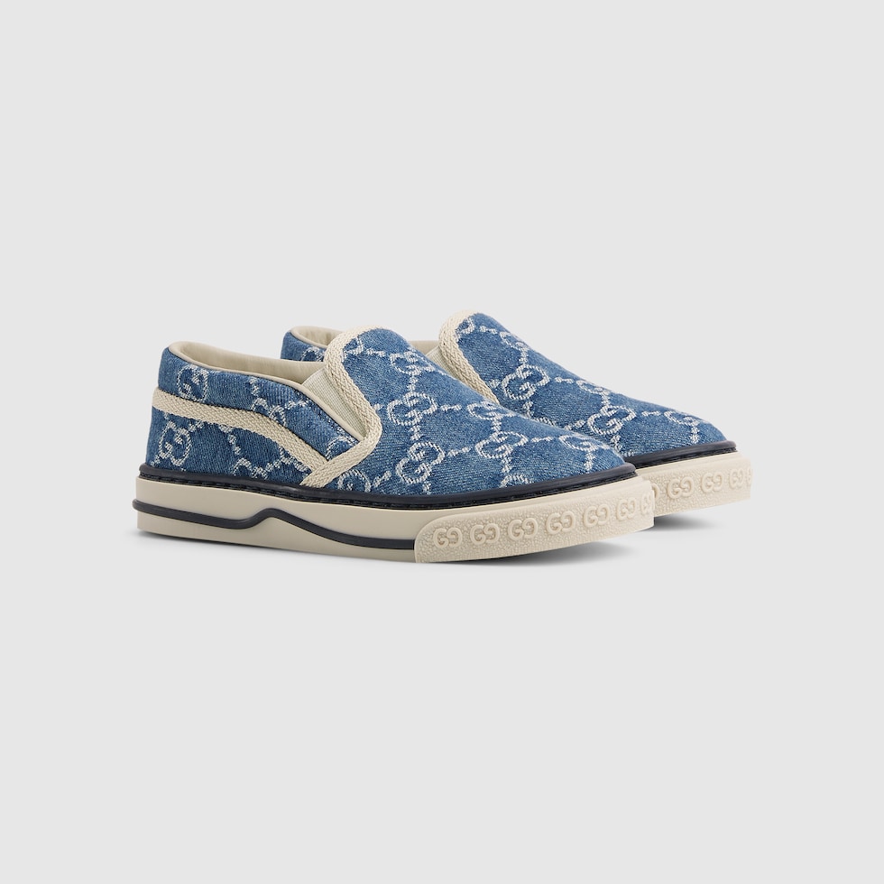 GUCCI TENNIS 1977 キッズスニーカー (シューズ袋付き) Toddler Gucci Tennis 1977 sneaker in blue and ivory GG denim
