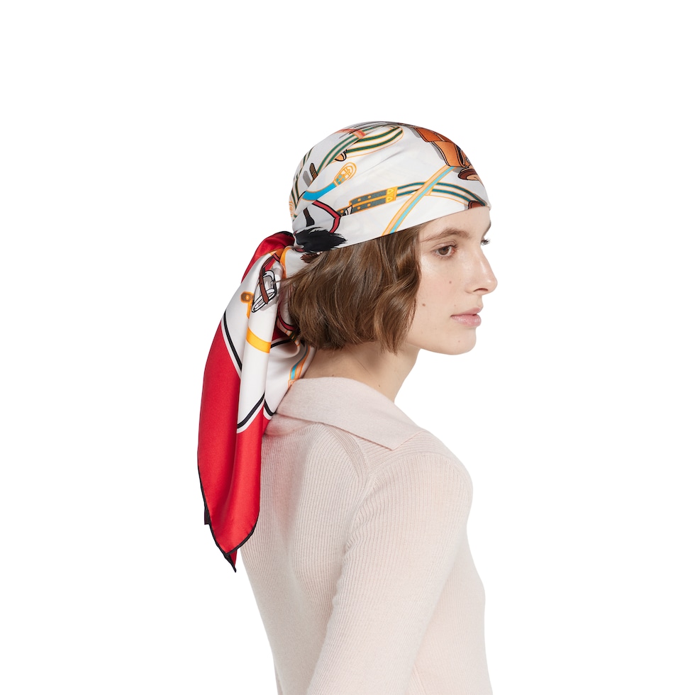 Gucciのスカーフ90 826163_3G001_9066_001_090_0000