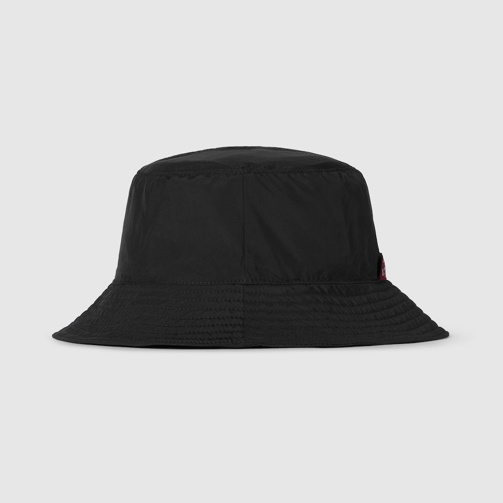 リバーシブル GGナイロン バケットハット ・ブラック | GUCCI公式