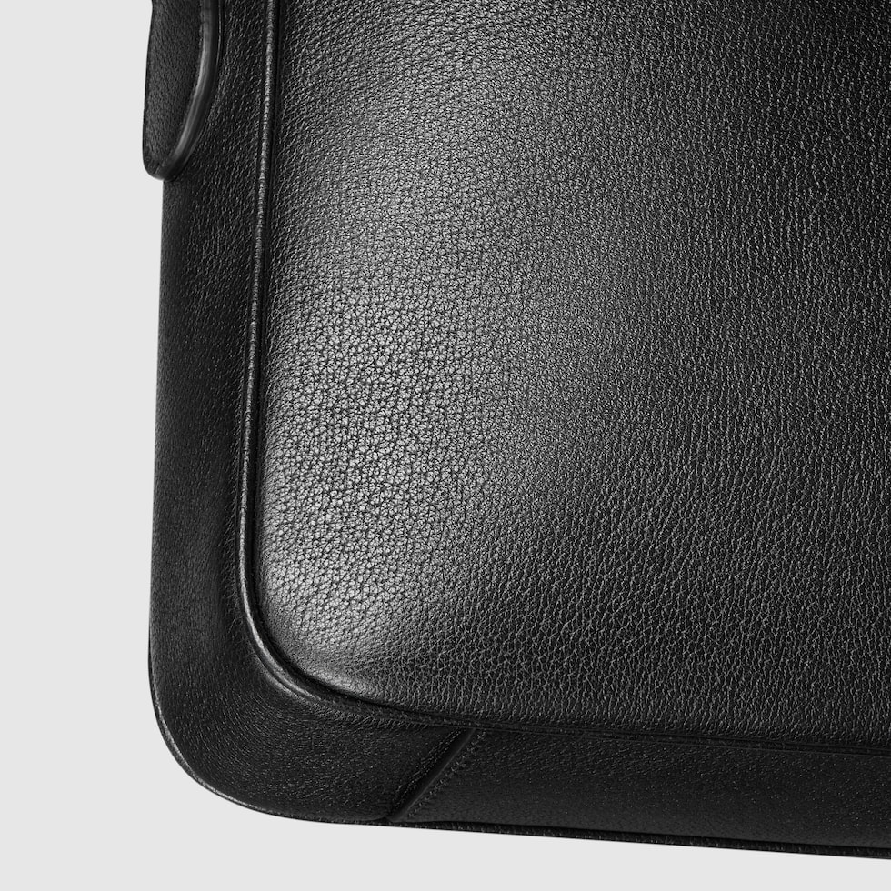 834461_AAE1A_1042_015_100_0000