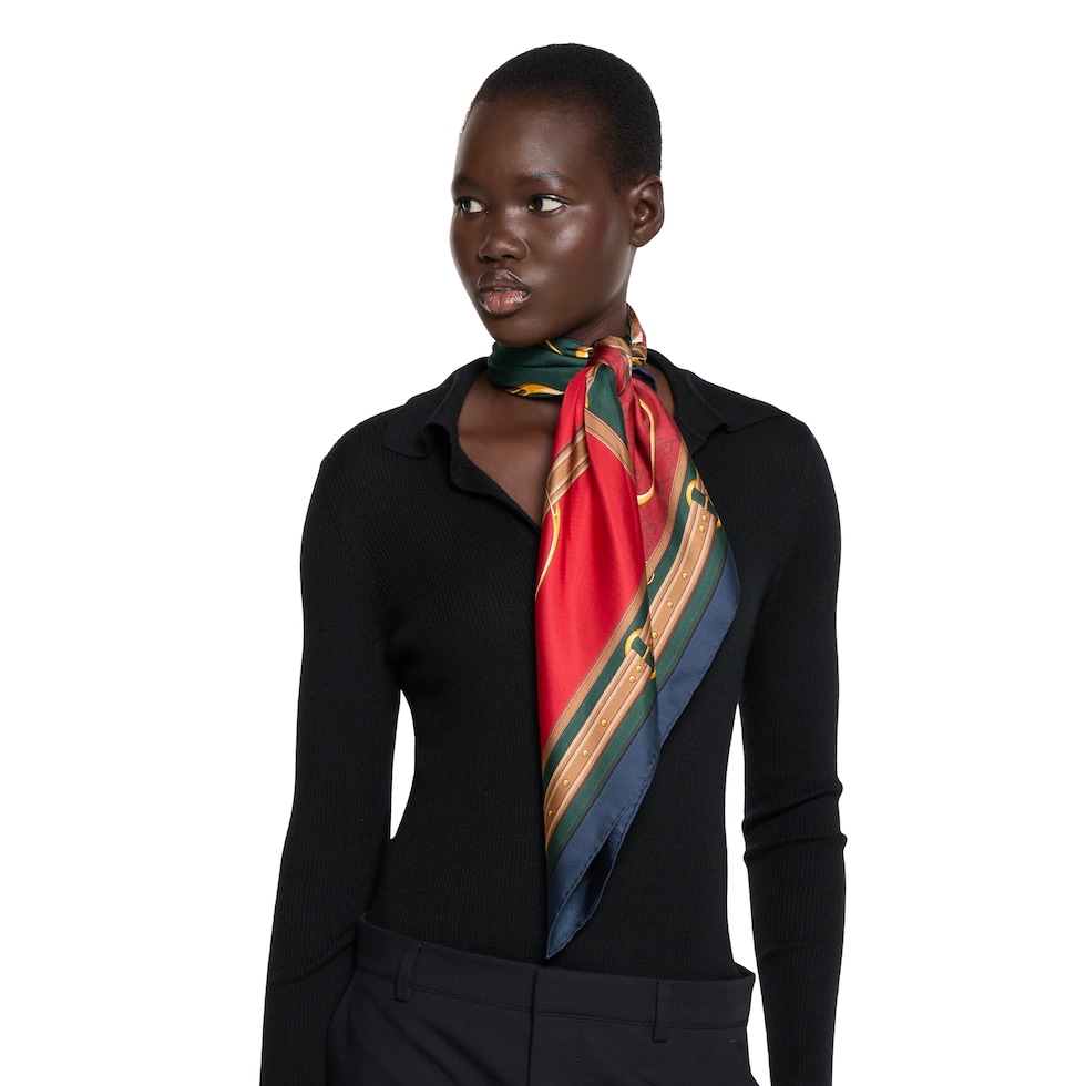 Silk Scarf CarrÃ© De Soie Comment Porter Comment Foulard En Soie