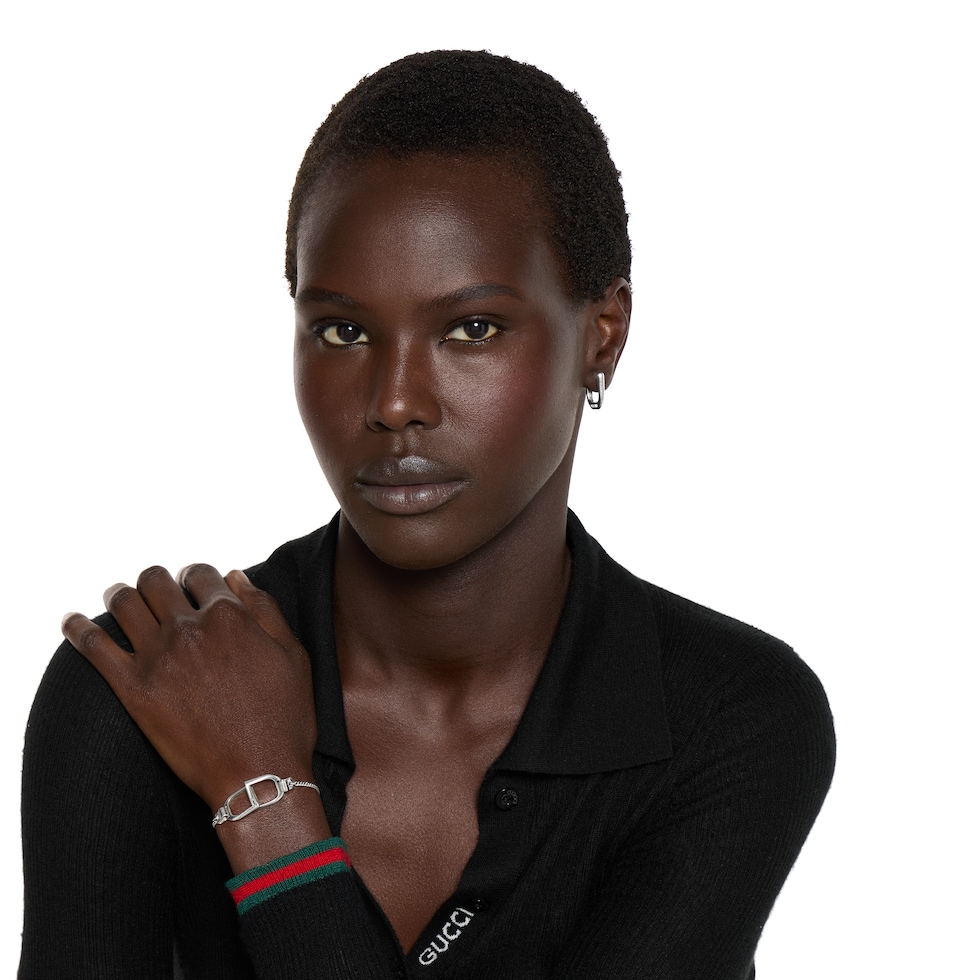 GUCCI staffa スタッファ フープ イヤリング Gucci Staffa small hoop earrings in 925 sterling silver