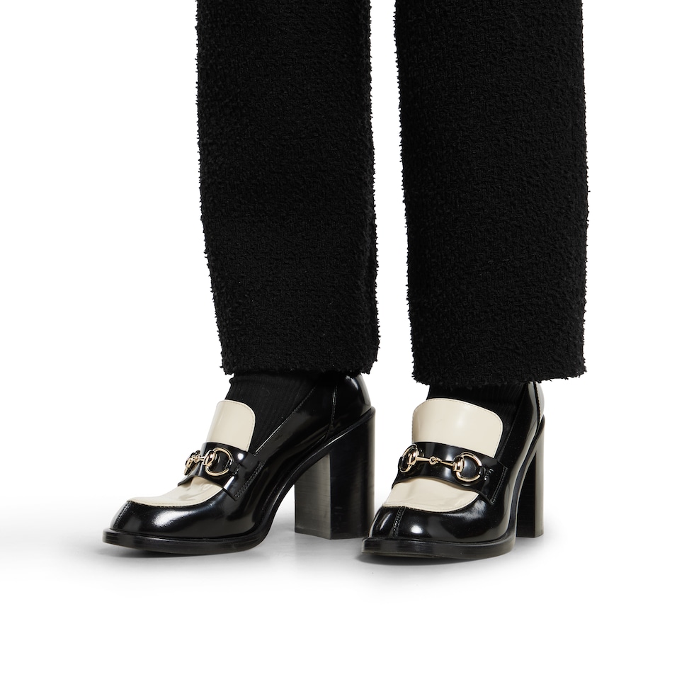 Mocassino donna con tacco e Morsetto in pelle verniciata nera e bianca |  GUCCI� CH