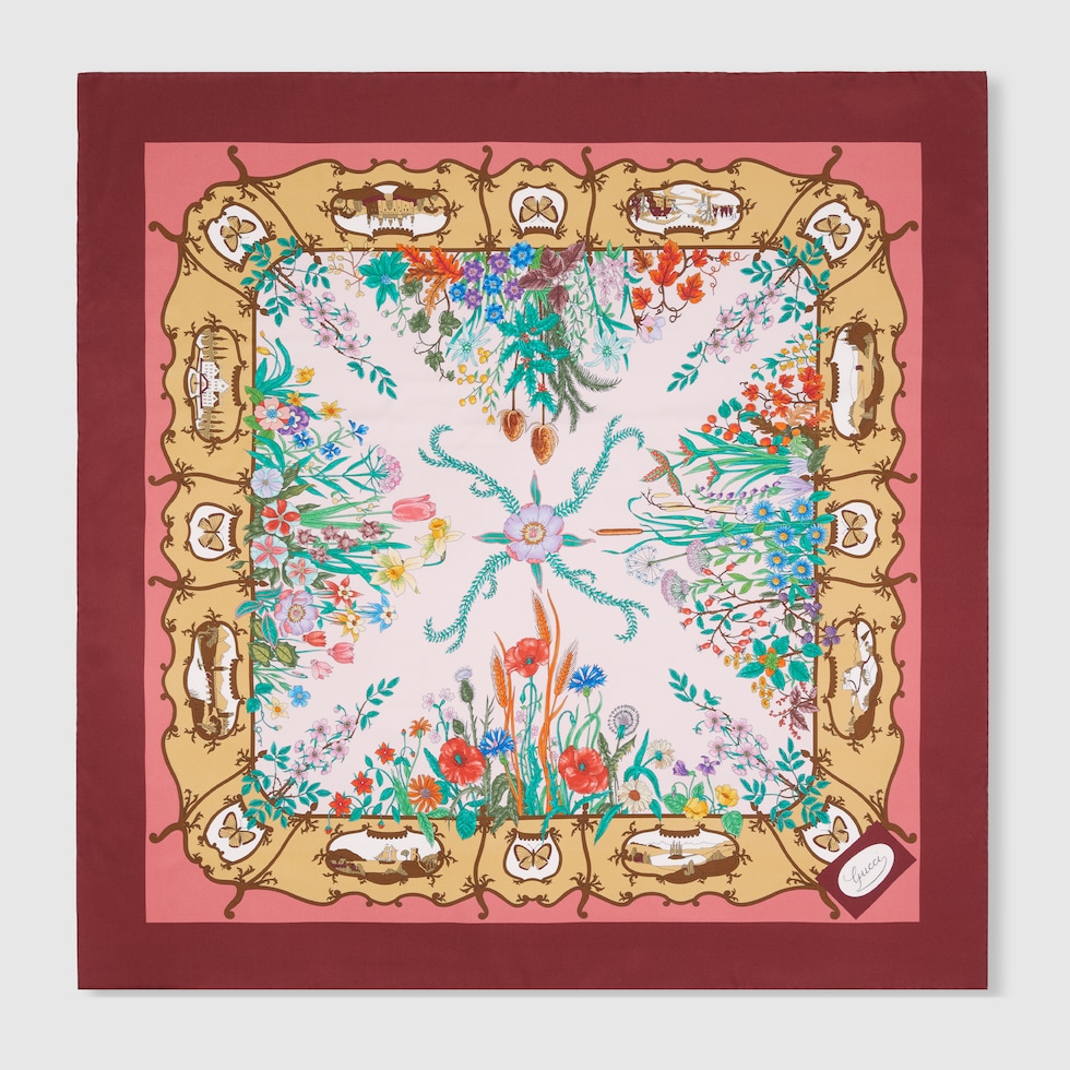 GUCCI GGプリント シルクスカーフ プリント シルクツイル スカーフネイビー＆レッド | GUCCI公式