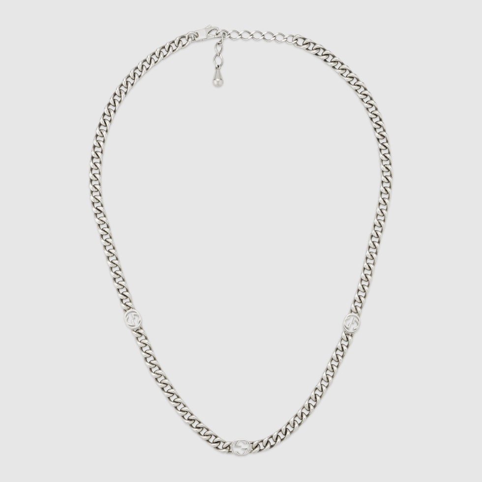 843630_J8400_0818_002_100_0000