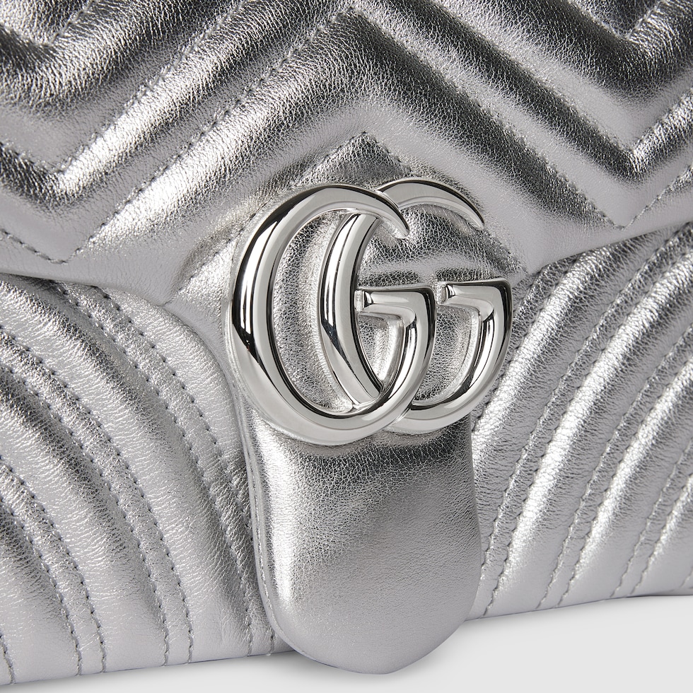 GG Marmont medium shoulder bag in silver lamé leather | GUCCI® US