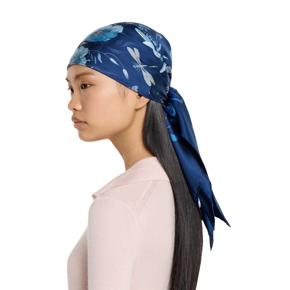 フローラ プリント シルクツイル スカーフ ・ダークブルー