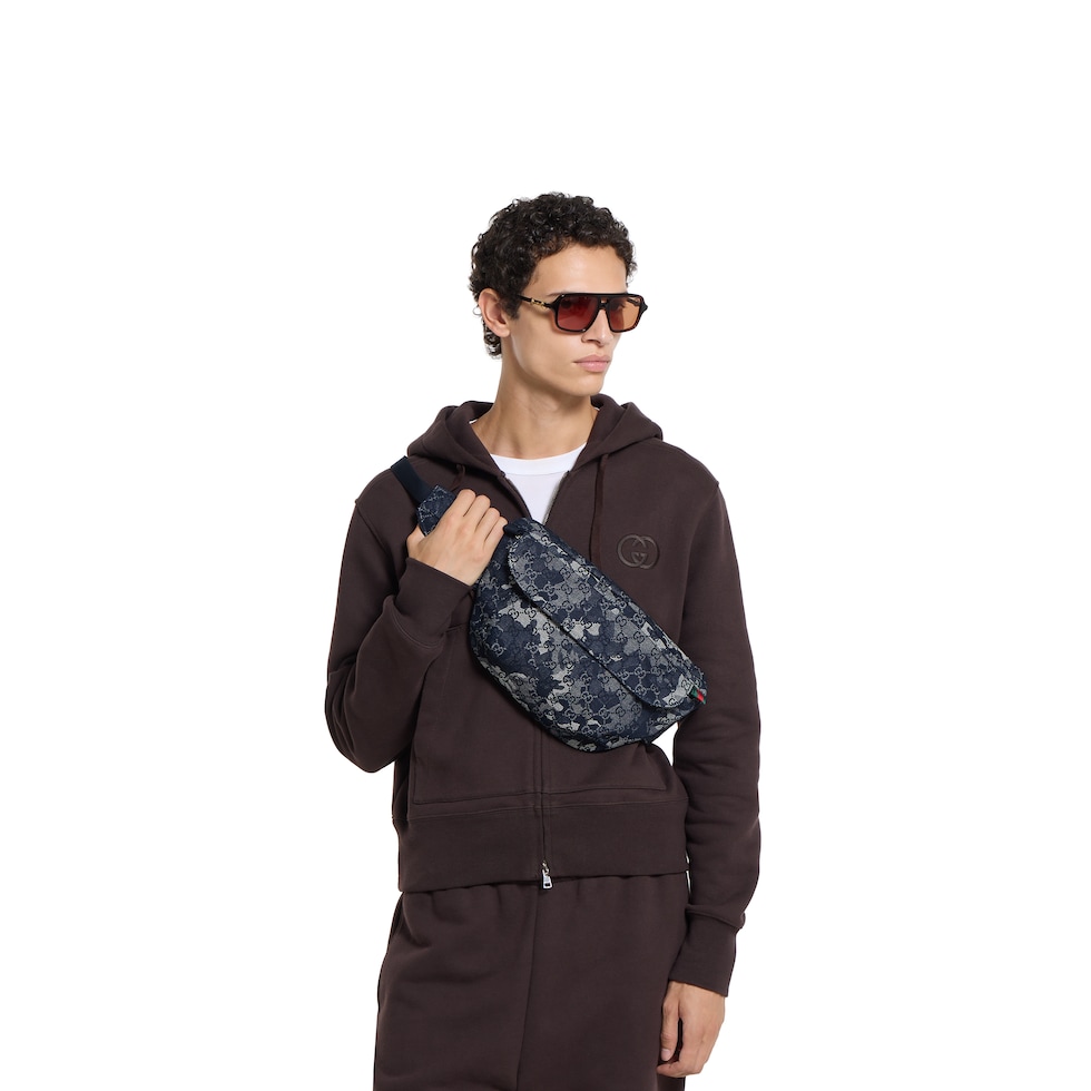 851706_FAFCY_4048_003_100_0000