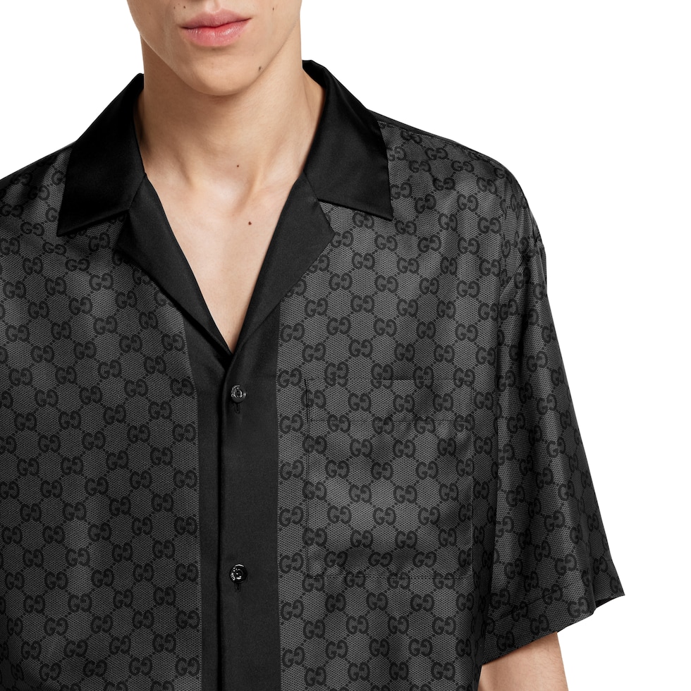Printed silk twill bowling shirt in grey and black | GUCCI® US