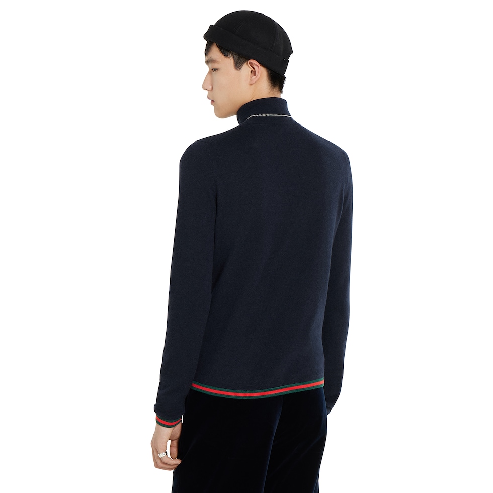 Fine soft cashmere turtleneck in dark blue | GUCCI® US