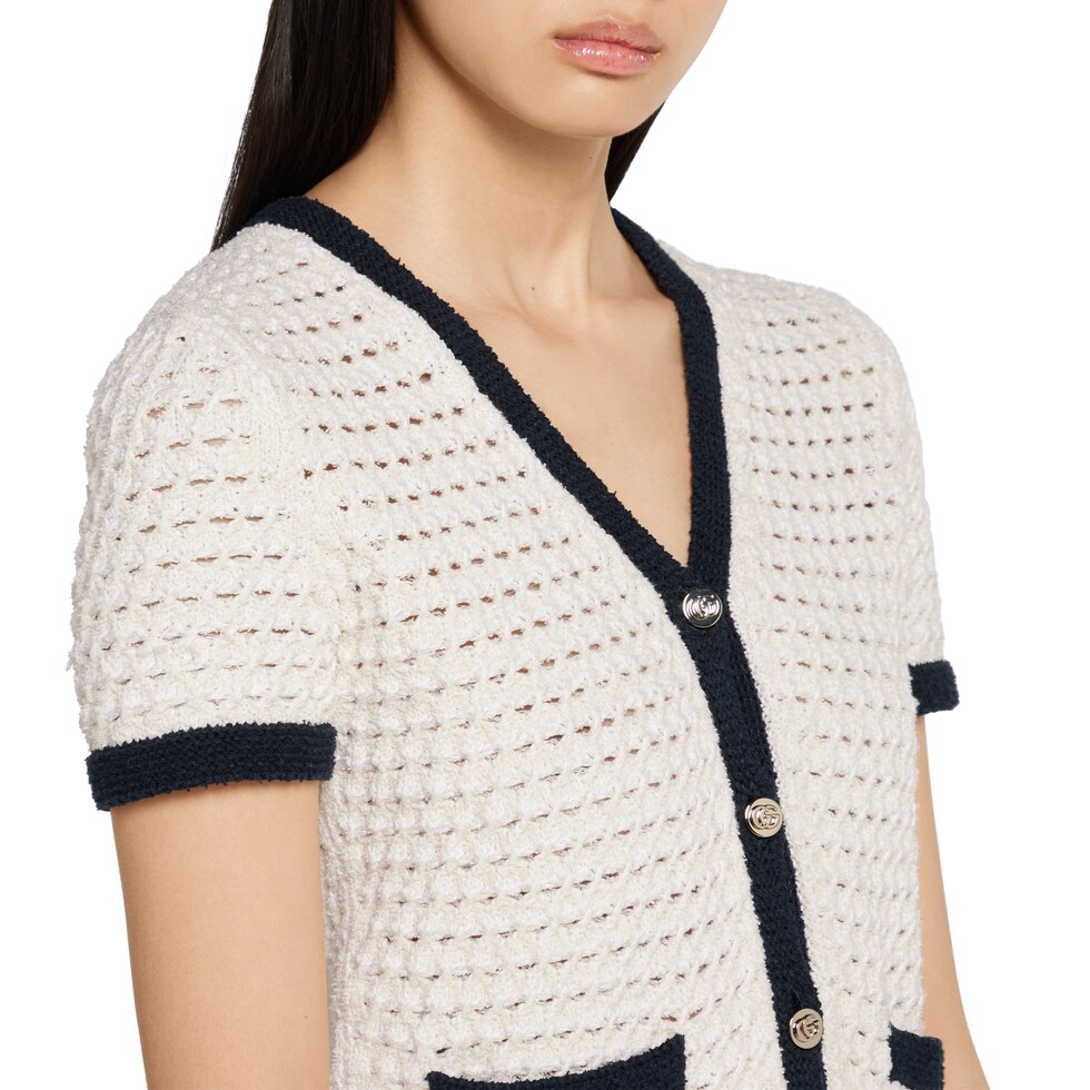 824722_XKESV_9062_005_100_0000