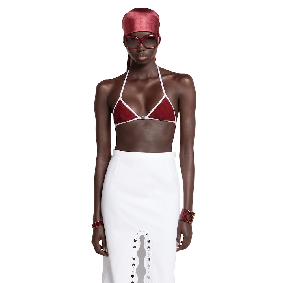 835965_XHAKP_6320_003_100_0000