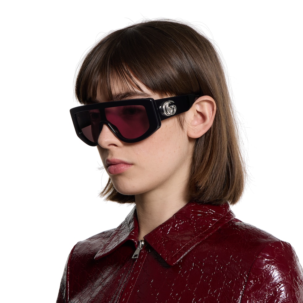 Rectangular frame sunglasses in black | GUCCI® US