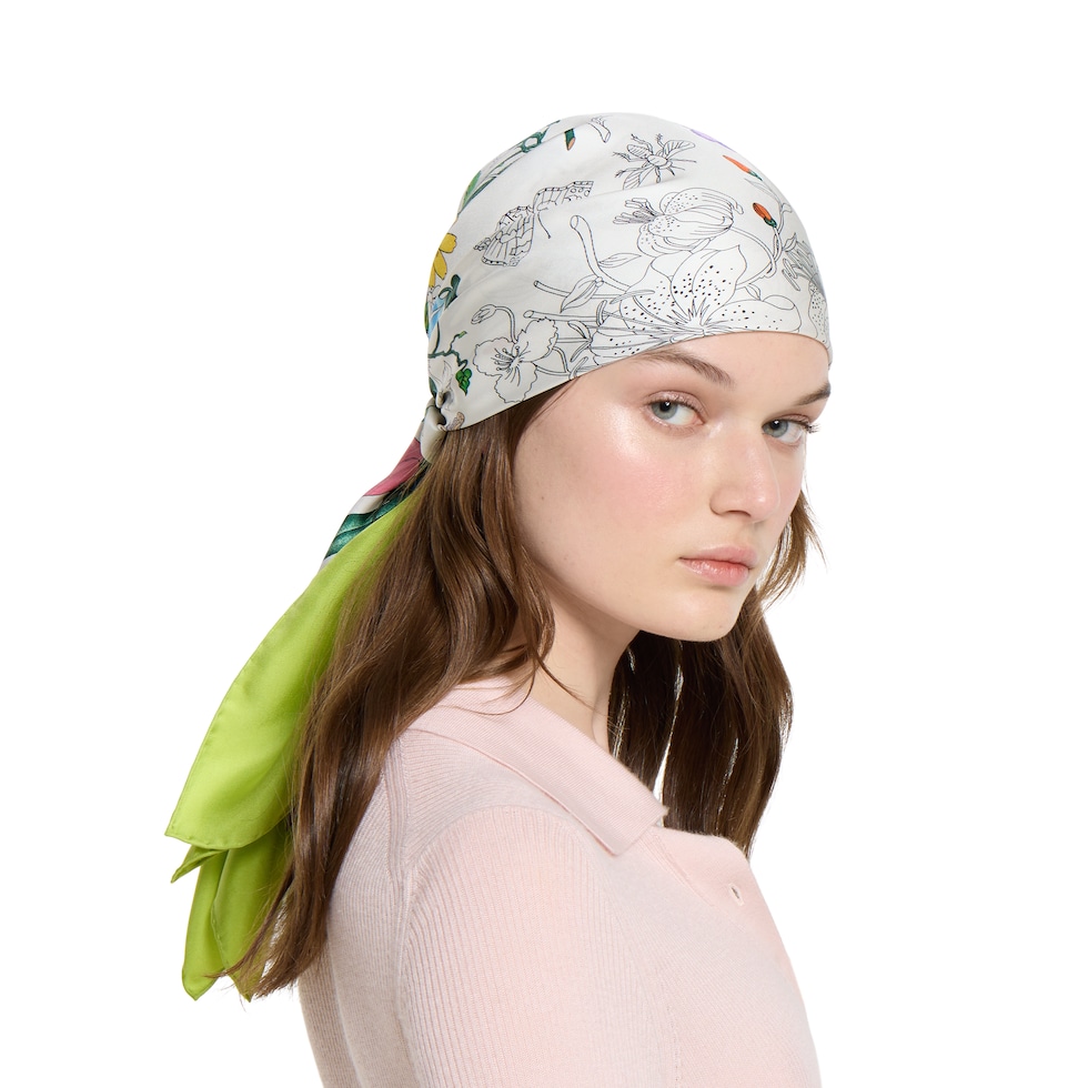 フローラ プリント シルクツイル スカーフ ・ホワイト＆グリーン