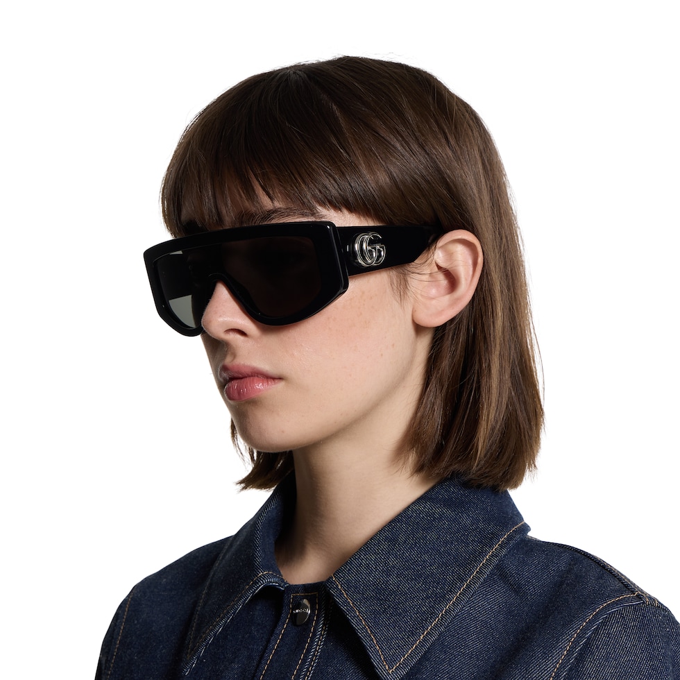 Rectangular frame sunglasses in black | GUCCI® US