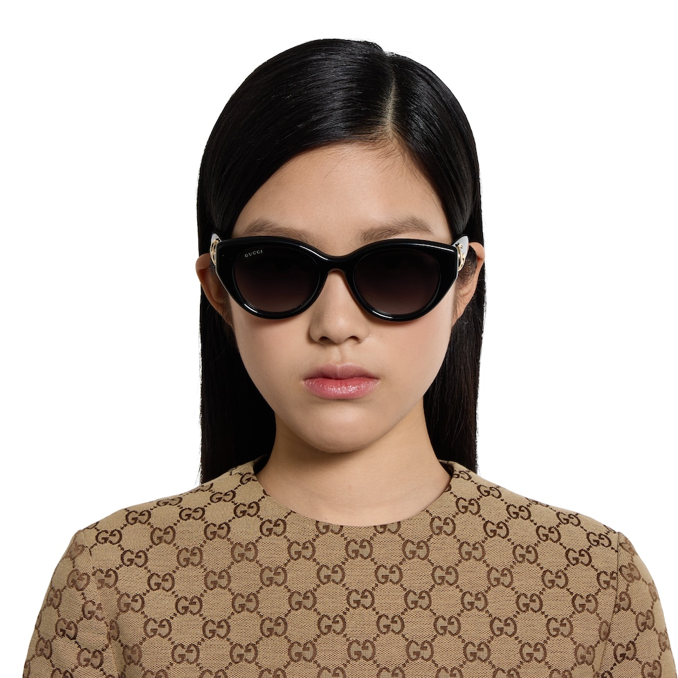 GUCCI ブラック オーバル サングラス オーバル サングラス（低めのノーズブリッジ フィット） ・ブラック