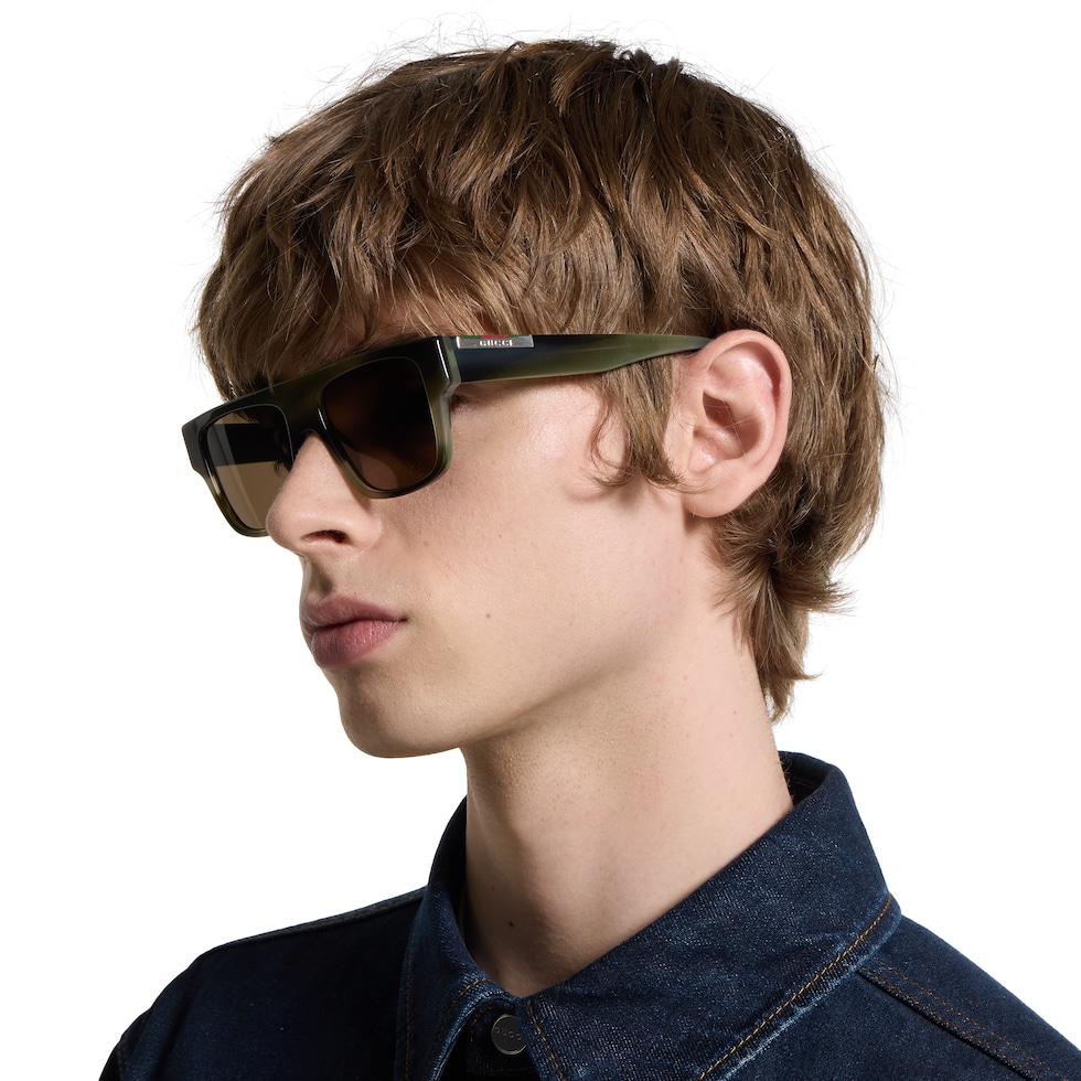 哲 Rectangular frame sunglasses in striped green tortoiseshell