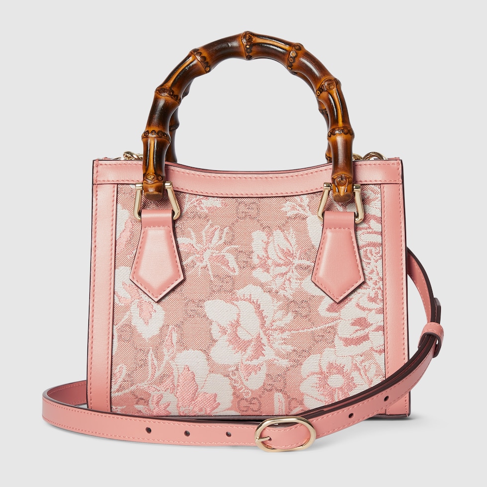 832936_FAFK5_6942_009_065_0000