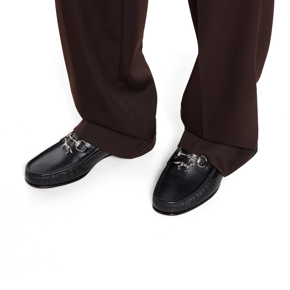 希少 GUCCI 1953 スタッズ付きホースビットローファー 7.5 グッチ グッチ ホースビット 1953〕チャーム付き メンズ ローファー