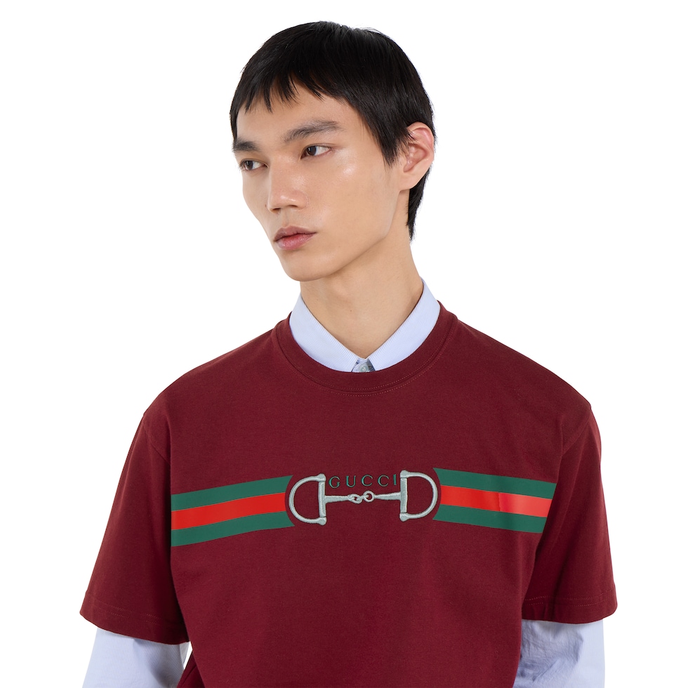 GUCCI レッドTシャツ Medium cotton jersey T-shirt with print in Gucci Rosso Ancora red