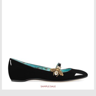 Patent leather ballet flat with bee 