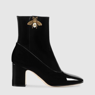 Patent leather ankle boot with bee