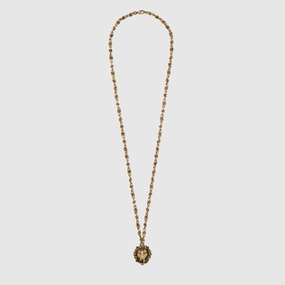 Collier tête de lion avec perle