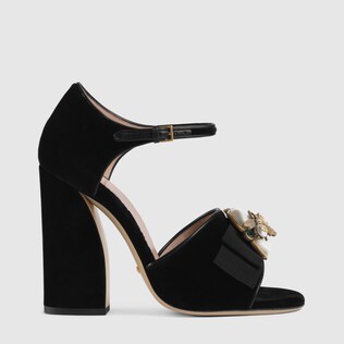 Velvet sandal with bee