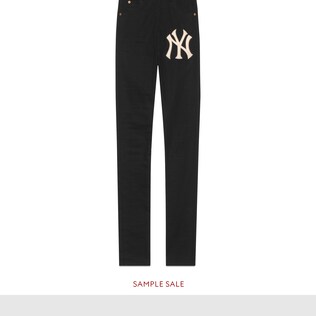 Women's skinny pant with NY Yankees™ patch