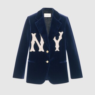 Women's jacket with NY Yankees™ patch
