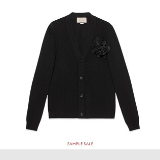 Wool cardigan with detachable rose