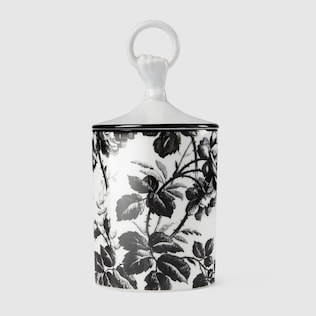 Inventum, medium Herbarium hand and ring candle