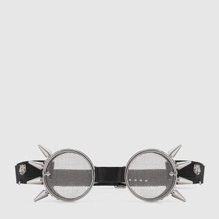 Goggles with spikes