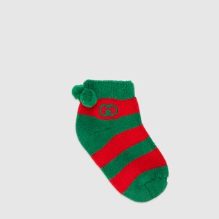 Children's socks with pom-pom