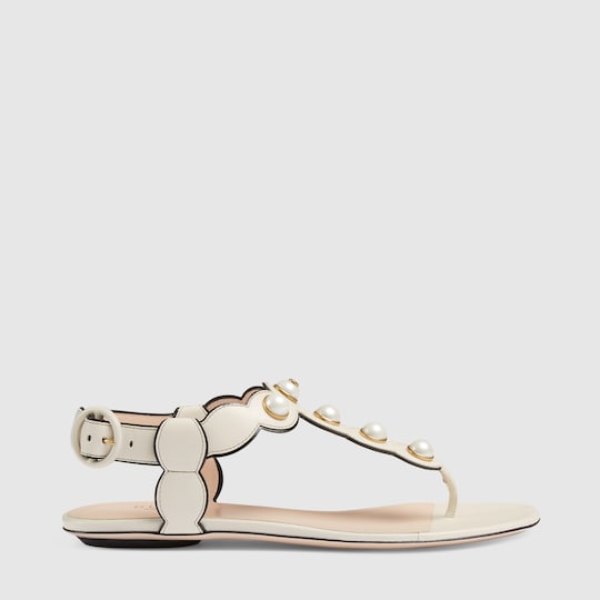 Gucci Women Leather thong sandal 424085C9D009022