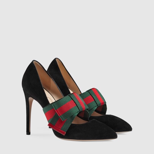 Suede pump with removable Web bow