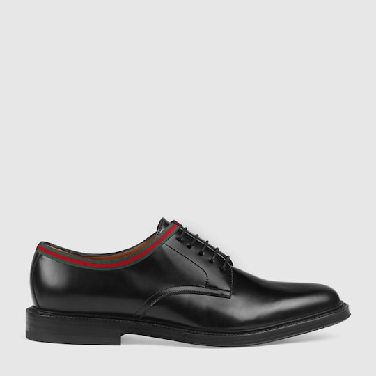 Gucci Leather lace-up. 2