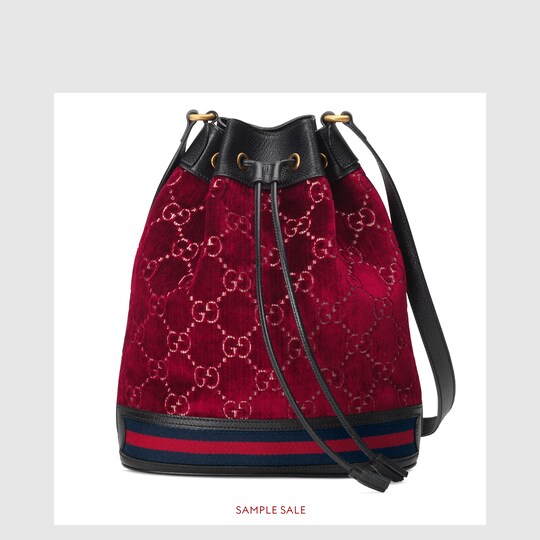 Gucci GG velvet bucket bag. 2