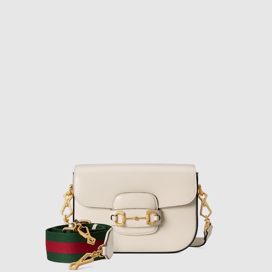 Gucci Outlet con scarpe, borse e accessori scontati