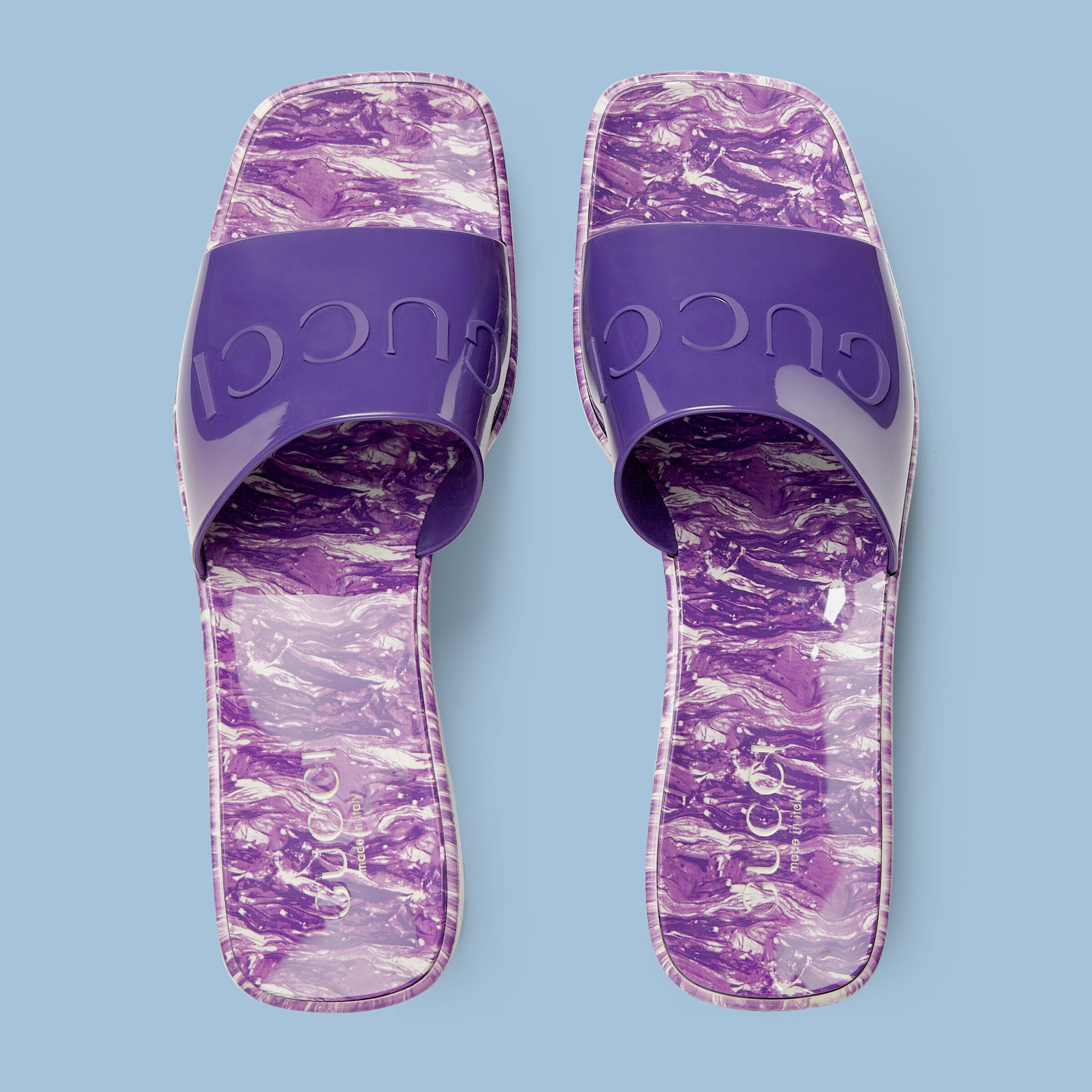 Women's slide sandal with Gucci logo in purple rubber GUCCI® US